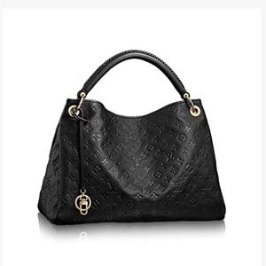 New Artsy never used 👝👛👜 dust bag and small Louis Vuitton gift bag as well .